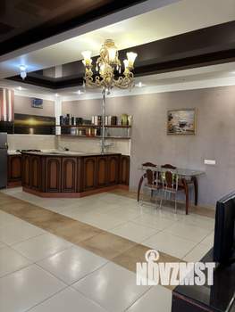 Дом 100м², 3-этажный, на длительный срок, 