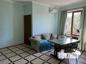 Дом 75м&sup2;, 4-этажный, посуточно, 