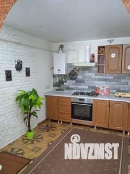 Дом 130м&sup2;, 2-этажный, посуточно, 