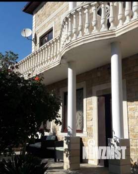 Дом 250м&sup2;, 3-этажный, посуточно, 