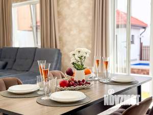 Дом 200м&sup2;, 2-этажный, посуточно, 