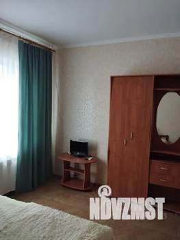 Дом 200м&sup2;, 2-этажный, посуточно, 