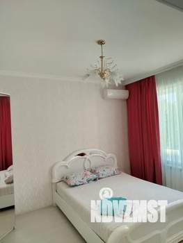 Дом 250м², 3-этажный, посуточно, 