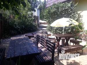 Дом 240м&sup2;, 3-этажный, посуточно, 