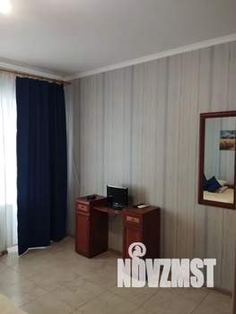 Дом 200м&sup2;, 2-этажный, посуточно, 