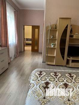 Дом 80м&sup2;, 3-этажный, посуточно, 