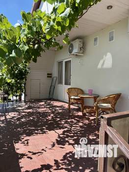 Дом 200м&sup2;, 2-этажный, на длительный срок, 