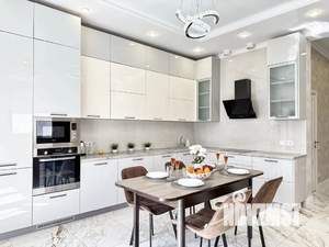 Дом 200м&sup2;, 2-этажный, посуточно, 