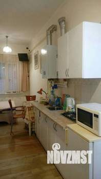 Дом 80м², 2-этажный, на длительный срок, 