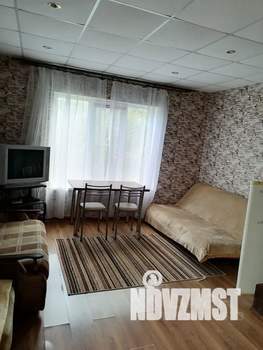 Дом 60м&sup2;, 2-этажный, посуточно, 