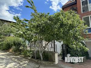 Дом 120м&sup2;, 3-этажный, посуточно, 