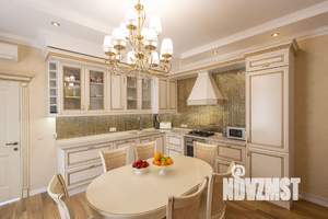 Дом 170м², 3-этажный, посуточно, 