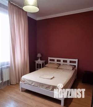 Дом 200м&sup2;, 2-этажный, на длительный срок, 