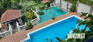 Дом 160м&sup2;, 2-этажный, посуточно, 