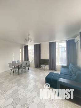 Дом 157м&sup2;, 3-этажный, посуточно, 