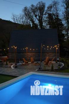 Дом 54м&sup2;, 2-этажный, посуточно, 