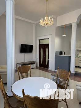 Дом 100м&sup2;, 3-этажный, посуточно, 