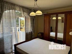 Дом 350м&sup2;, 2-этажный, посуточно, 