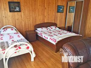 Дом 55м&sup2;, 3-этажный, посуточно, 