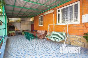 Дом 55м&sup2;, 2-этажный, посуточно, 