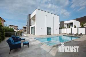 Дом 240м&sup2;, 2-этажный, посуточно, 