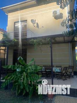 Дом 200м&sup2;, 3-этажный, посуточно, 