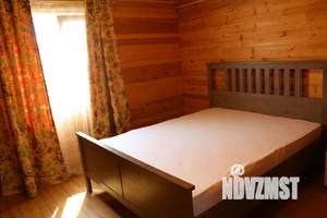 Дом 76м², 2-этажный, посуточно, 