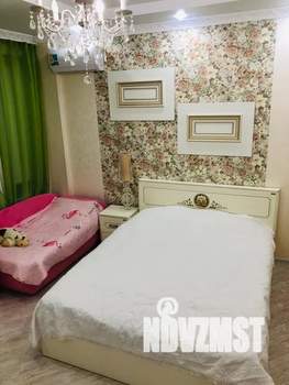 Дом 157м&sup2;, 3-этажный, посуточно, 