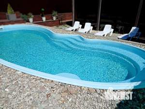 Дом 200м&sup2;, 3-этажный, посуточно, 