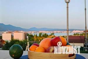 Дом 200м&sup2;, 2-этажный, посуточно, 