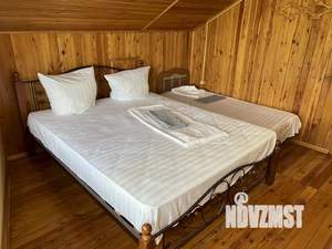 Дом 60м&sup2;, 4-этажный, посуточно, 