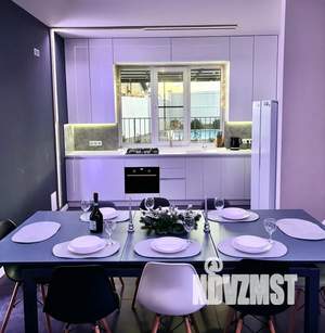 Дом 140м&sup2;, 2-этажный, посуточно, 