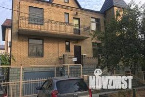 Дом 200м&sup2;, 2-этажный, посуточно, 