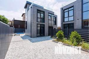 Дом 236м&sup2;, 2-этажный, посуточно, 