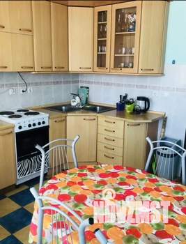 Дом 100м&sup2;, 3-этажный, посуточно, 