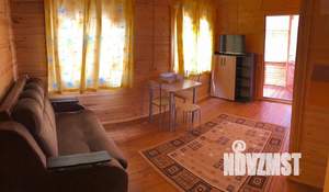 Дом 30м&sup2;, 2-этажный, посуточно, 