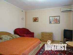 Дом 200м², 2-этажный, посуточно, 