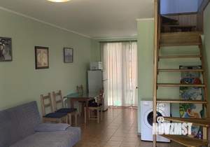 Таунхаус 60м², 2-этажный, на длительный срок, 