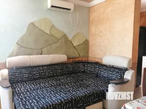 Дом 423м&sup2;, 3-этажный, посуточно, 