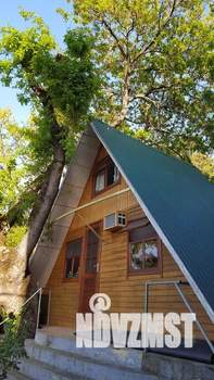 Дом 25м&sup2;, 2-этажный, посуточно, 