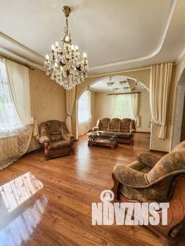 Дом 216м², 3-этажный, посуточно, 