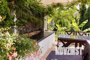 Дом 240м², 2-этажный, посуточно, 