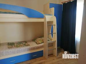 Дом 423м&sup2;, 3-этажный, посуточно, 