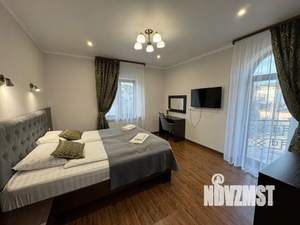 Дом 333м&sup2;, 3-этажный, посуточно, 