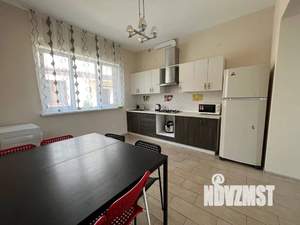 Дом 138м&sup2;, 2-этажный, посуточно, 