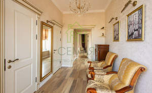 Дом 167м&sup2;, 3-этажный, на длительный срок, 