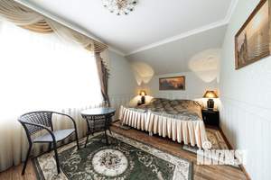 Дом 200м&sup2;, 2-этажный, посуточно, 