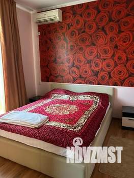 Дом 200м&sup2;, 3-этажный, посуточно, 