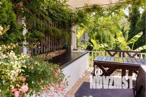 Дом 240м², 2-этажный, посуточно, 