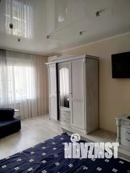 Дом 180м&sup2;, 2-этажный, посуточно, 